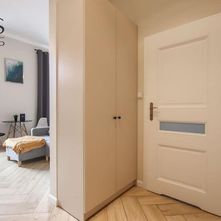 Piekny Apartament W Zabytkowej Kamienicy Krasków Eksteriør bilde